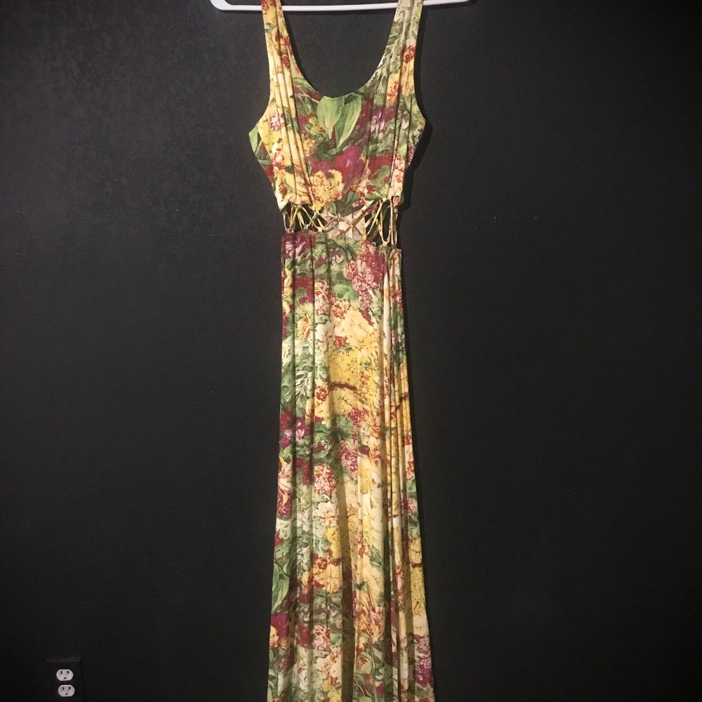 Floral maxi dress